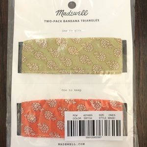 NWT Madewell 2-pack Triangle Bandanas